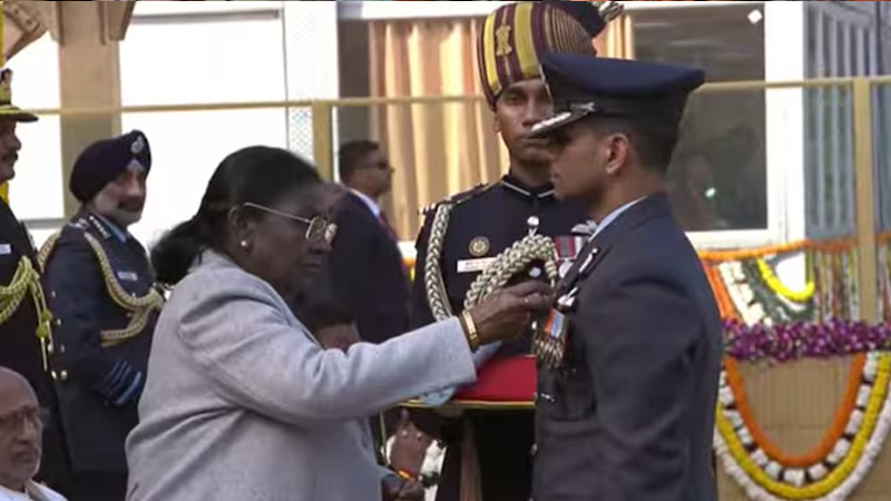 ಗಗನಯಾತ್ರಿ ಶುಭಾಂಶು ಶುಕ್ಲಾಗೆ ʻಅಶೋಕ ಚಕ್ರʼ ಪ್ರದಾನ 1 Shubhanshu Shukla