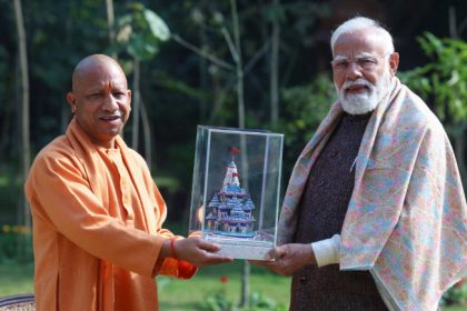 Yogi Adithyanath Narendra Modi