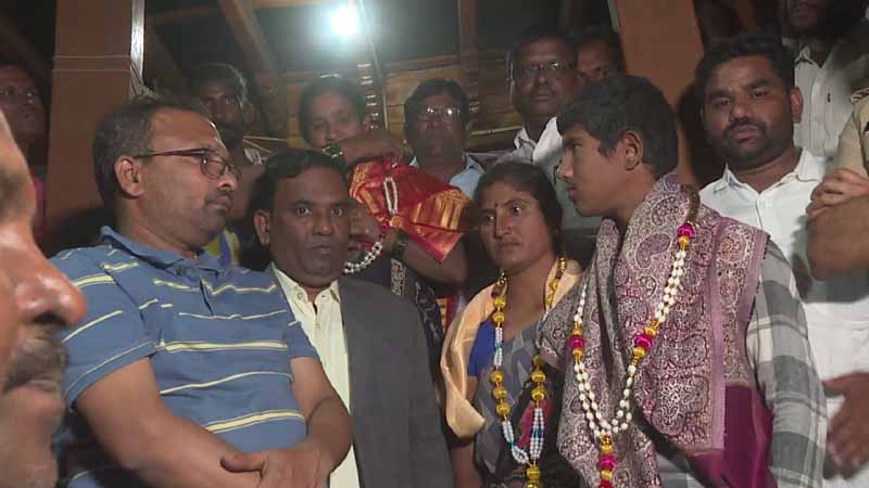 ಲಕ್ಕುಂಡಿ ಗ್ರಾಮದಲ್ಲಿ ನಿಧಿ ಪತ್ತೆ - ಗುಪ್ತ ʻನಿಧಿʼಯ ವಾರಸುದಾರರು ಯಾರು? ಪತ್ತೆ ಹಚ್ಚಿದವರಿಗೂ ಸಿಗಬೇಕಾ ಪಾಲು? 7 gadag 5