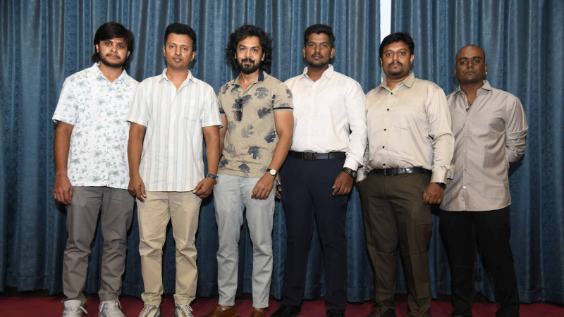 ಇಂದಿರಾ ಇದು ಗಾಂಧಿ ಕಥೆಯಲ್ಲ: ಕುತೂಹಲ ಮೂಡಿಸಿದ ಸಿನಿಮಾ 3 indira film 2