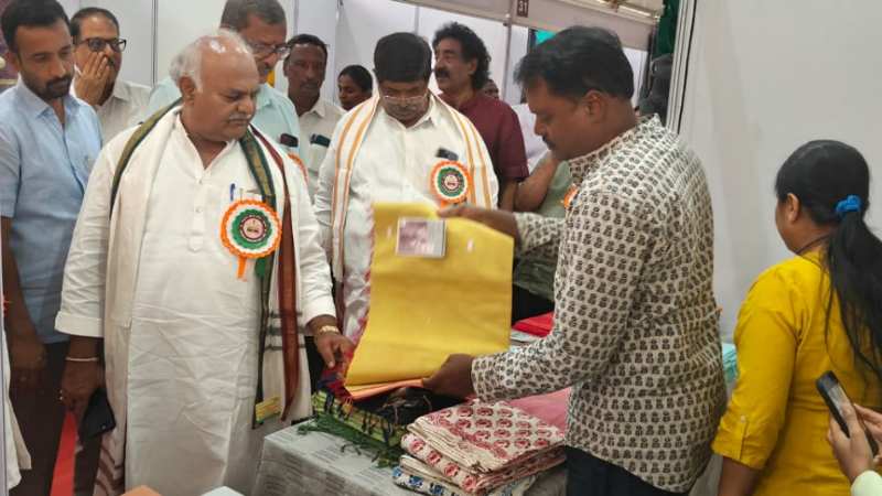 shivananda patil handloom mela