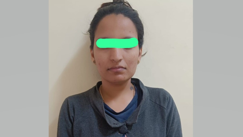 woman arrested for blackmailing swamiji ccb police bengaluru 2