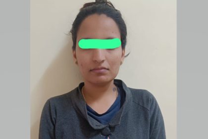 woman arrested for blackmailing swamiji ccb police bengaluru