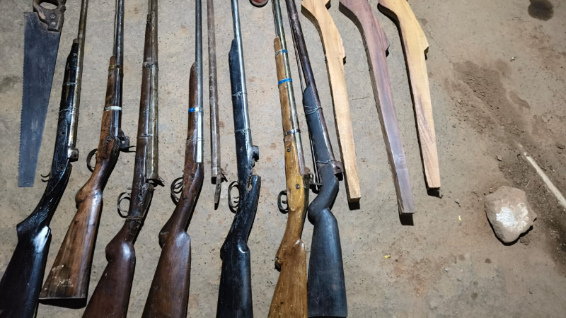 Accused arrested for illegally manufacturing guns at home in Shikaripur 1