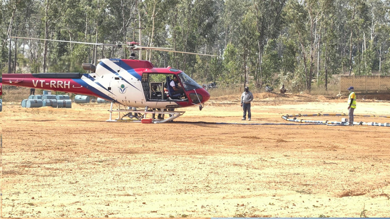 ಚಿಕ್ಕಬಳ್ಳಾಪುರದಲ್ಲಿ ಚಿನ್ನದ ನಿಕ್ಷೇಪಕ್ಕಾಗಿ ಶೋಧ - ಹೆಲಿಕಾಪ್ಟರ್ ಮೂಲಕ ಏರಿಯಲ್ ಸರ್ವೆ 3 Chikkaballapura 2