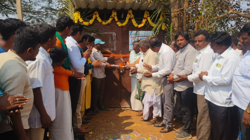 Dalits denied haircuts Government opens barber shop Gadag 2 2