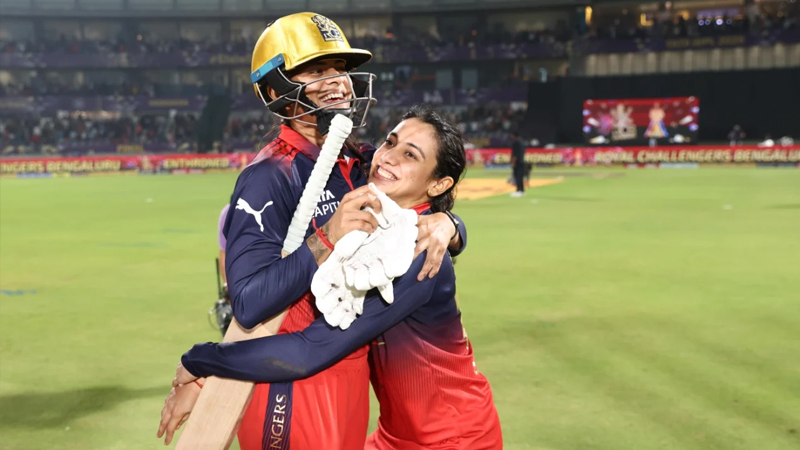 WPL Champions | ʻಹೆಣ್ಮಕ್ಕಳೇ ಸ್ಟ್ರಾಂಗು ಗುರುʼ - 2ನೇ ಬಾರಿಗೆ ಚಾಂಪಿಯನ್ ಕಿರೀಟ; RCB ಹ್ಯಾಟ್ರಿಕ್ ಸಾಧನೆ! 5 ECB