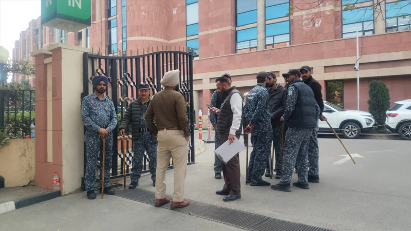 ಪಂಜಾಬ್ ಸಿಎಂ ಭಗವಂತ್ ಮಾನ್ ದಾಖಲಾಗಿದ್ದ ಆಸ್ಪತ್ರೆಗೆ ಬಾಂಬ್ ಬೆದರಿಕೆ - ತೀವ್ರ ಶೋಧ 2 Fortis Hospital