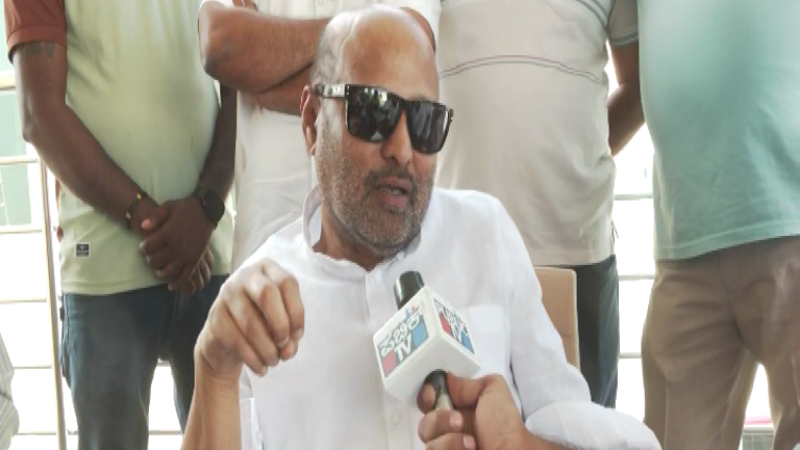 ಸಚಿವರ ಬದಲಾವಣೆಗಾಗಿ ಹೈಕಮಾಂಡ್ಗೆ ಪತ್ರ ಬರೆದಿರೋದು ನಿಜ: ಇಕ್ಬಾಲ್ ಹುಸೇನ್ 1 Iqbal Hussain