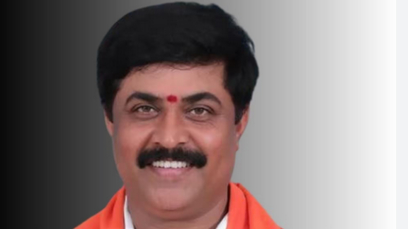 ಬಾಗೇಪಲ್ಲಿ `ಕೈ' ಶಾಸಕ ಸುಬ್ಬಾರೆಡ್ಡಿ ಶಾಸಕ ಸ್ಥಾನ ಅಸಿಂಧು: ಹೈಕೋರ್ಟ್ ಆದೇಶ 3 MUNIRAJU