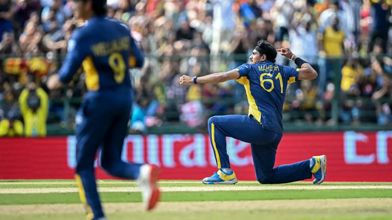 ತವರಿನಲ್ಲೇ ಲಂಕಾ ದಹನ - ಇಂಗ್ಲೆಂಡ್ಗೆ ʻವಿಲ್ʼ ಪವರ್, 51 ರನ್ಗಳ ಭರ್ಜರಿ ಜಯ 5 Maheesh Theekshana