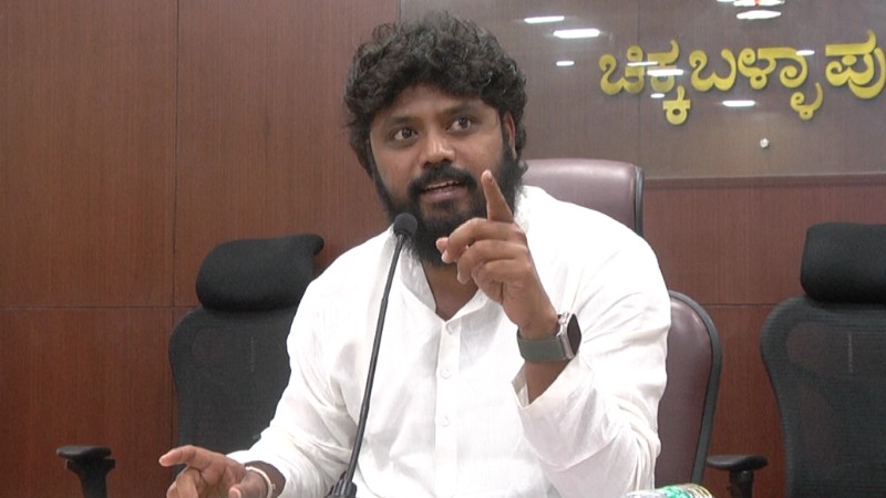 Pradeep Eshwar 5