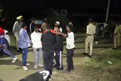 Stone Pelting Chikkamagaluru 1