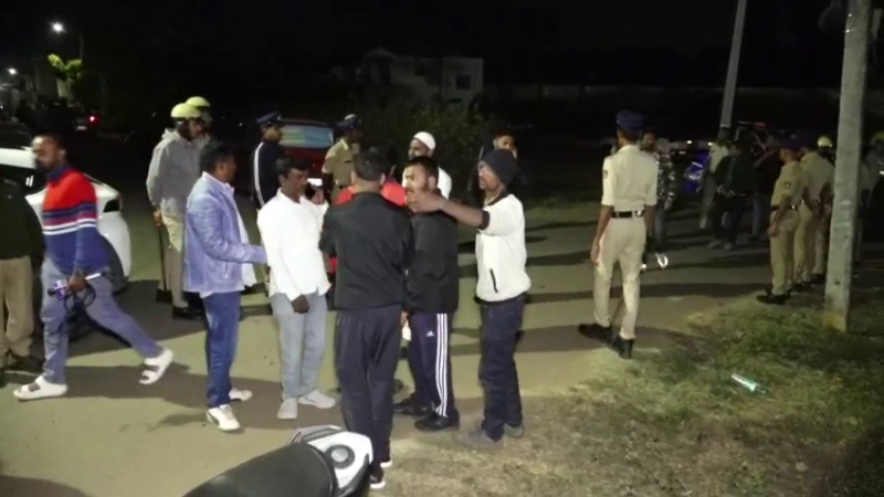 Stone Pelting Chikkamagaluru 1