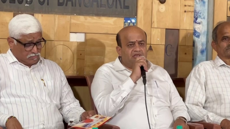 ವಿಶ್ವಕರ್ಮ ಮಹಾಸಂಸ್ಥಾನ ಮಠದಲ್ಲಿ ಸನ್ಯಾಸ ದೀಕ್ಷೆ, ಶಿಷ್ಯ ಸ್ವೀಕಾರ ಸಮಾರಂಭ 3 Vishwakarma Mahasamsthana Mutt