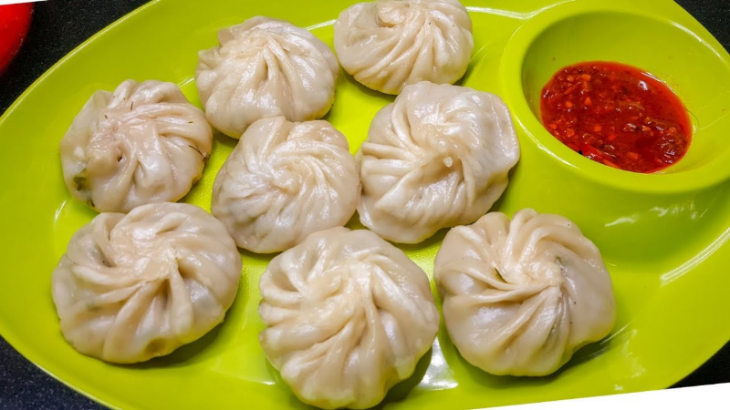 chicken momos 1