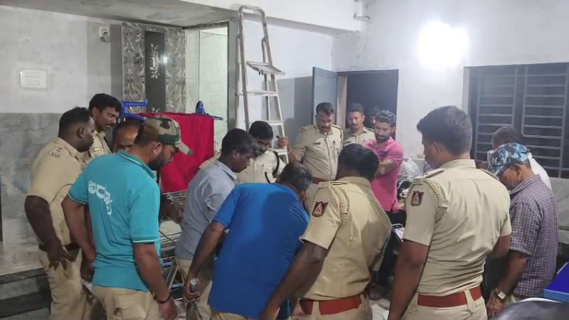 forest officials raid bhatkal 21 kg of deer meat found in fridge