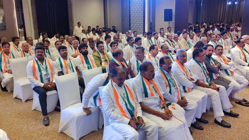 karnataka Congress Mlas Meeting