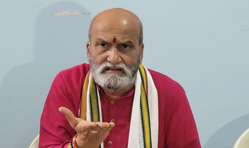 pramod muthalik