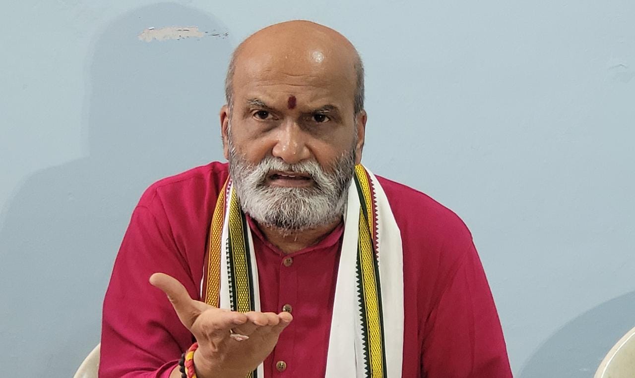 pramod muthalik