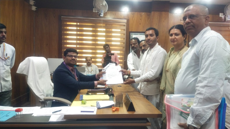 Davanagere South By Election Samarth Shanmuru files nomination even before ticket announcement 2
