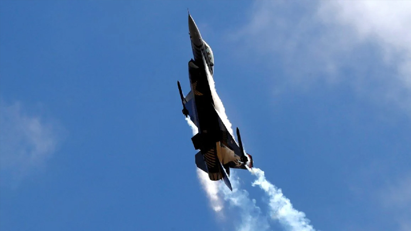 ಅಮೆರಿಕದ ಮತ್ತೊಂದು F-16 ಜೆಟ್ ಹೊಡೆದುರುಳಿಸಿದ ಇರಾನ್; ವಿಶ್ವವಿದ್ಯಾಲಯಗಳನ್ನ ಉಡಾಯಿಸೋದಾಗಿ ಬೆದರಿಕೆ 2 F16 Fighter Jet