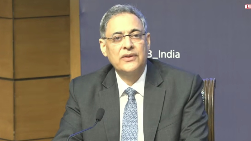 ಕೊಲ್ಲಿ ಯುದ್ಧದ ಬಳಿಕ 2.20 ಲಕ್ಷ ಮಂದಿ ಭಾರತಕ್ಕೆ ರಿಟರ್ನ್: ಕೇಂದ್ರ ಸರ್ಕಾರ 1 MEA Aseem Mahajan