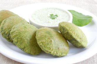 Palak Poori 6