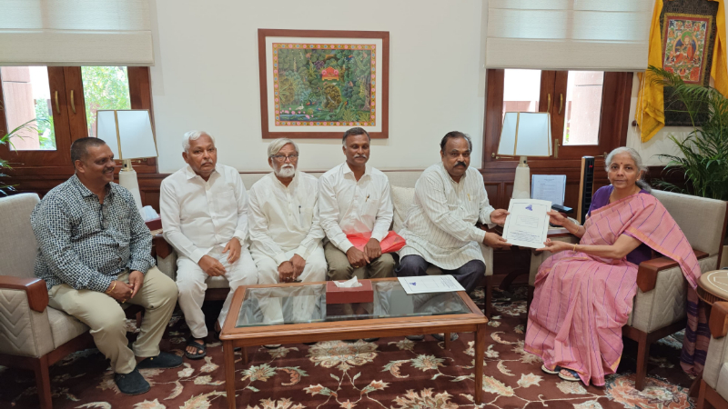 ಬಳ್ಳಾರಿ-ಸಿರುಗುಪ್ಪ-ಸಿಂಧನೂರು ನೂತನ ರೈಲ್ವೆ ಮಾರ್ಗದ ಅನುಮೋದನೆಗೆ ಮನವಿ 1 Railway Committee