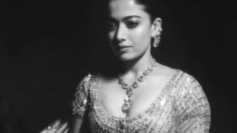 ಮೋಜು, ಮಸ್ತಿ, ಡ್ಯಾನ್ಸ್ ಅದೊಂದು ಅದ್ಭುತ ರಾತ್ರಿ - ಸಂಗೀತ್ ಫೋಟೋ ಹಂಚಿಕೊಂಡ ವಿಜಯ್, ರಶ್ಮಿಕಾ 8 Rashmika