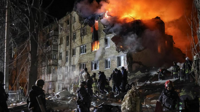 Ukraines Kharkiv missile hits 1