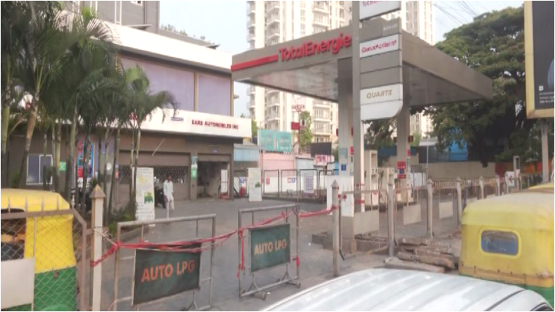 ಹಲವೆಡೆ ಆಟೋ ಗ್ಯಾಸ್ ಬಂಕ್ಗಳು ಬಂದ್ - ಲೀಟರ್ಗೆ 100 ರೂ. ಏರಿಸಿದ್ದಕ್ಕೆ ಆಕ್ರೋಶ 1 auto gas