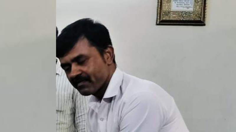 ಚನ್ನರಾಯಪಟ್ಟಣ | ಬಿಸಿಎಂ ಹಾಸ್ಟೆಲ್ ಮ್ಯಾನೇಜರ್ ನೇಣಿಗೆ ಶರಣು - ಕಾರಣ ನಿಗೂಢ 1 channarayapatna bcm hostel manager commits suicide