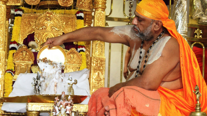 rama navami special worship to the lord rama in mantralayam