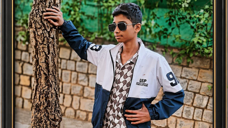 14 year boy hangs himself for not giving mobile phone to play video games in hubballi