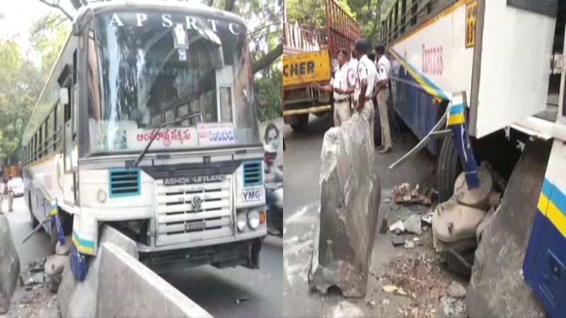 APSRTC Bus Accident Bengaluru 1