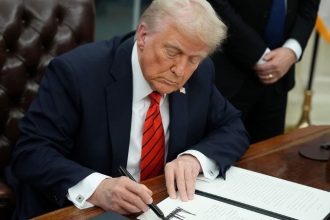 Donald Trump 1 1 1