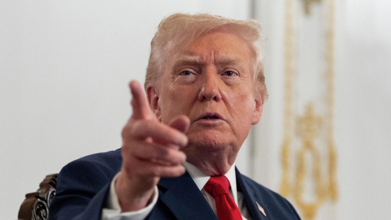 Donald Trump 1 12