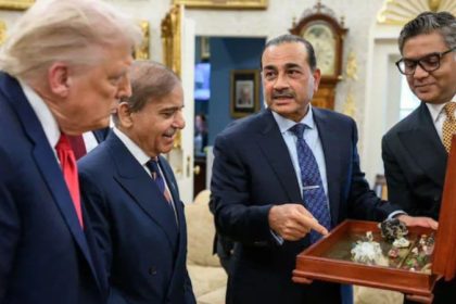 Donald Trump Asim Munir Shehbaz Sharif