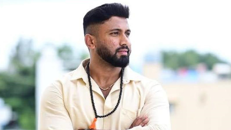 42ರ ಆಂಟಿ ಜೊತೆ 28ರ ಜಿಮ್ ಟ್ರೈನರ್ಗೆ ಸಂಬಂಧ? - ಬ್ಲಾಕ್ ಮೇಲ್ಗೆ ಸಿಲುಕಿ ಯುವಕ ಆತ್ಮಹತ್ಯೆ 4 Fitness Trainer 3