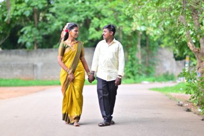 Husband who killed wife with axe surrenders to police Mysuru