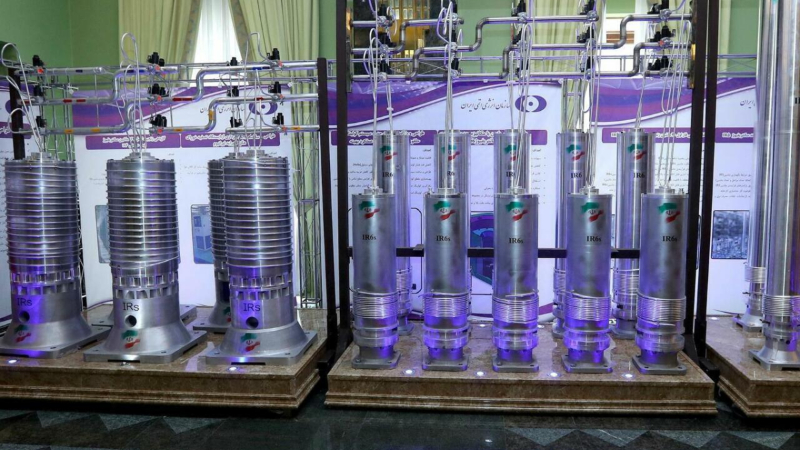 ಯುರೇನಿಯಂ ಸಂವರ್ಧನೆ ತನ್ನ ಸಾರ್ವಭೌಮ ಹಕ್ಕು - ಇರಾನ್ ಪ್ರಸ್ತಾಪಕ್ಕೆ ಅಮೆರಿಕ ಒಪ್ಪಿಗೆ ನೀಡಿದ್ಯಾ? ಯಾಕೆ ಈ ಗೊಂದಲ? 6 Iran Uranium Enrichment 2