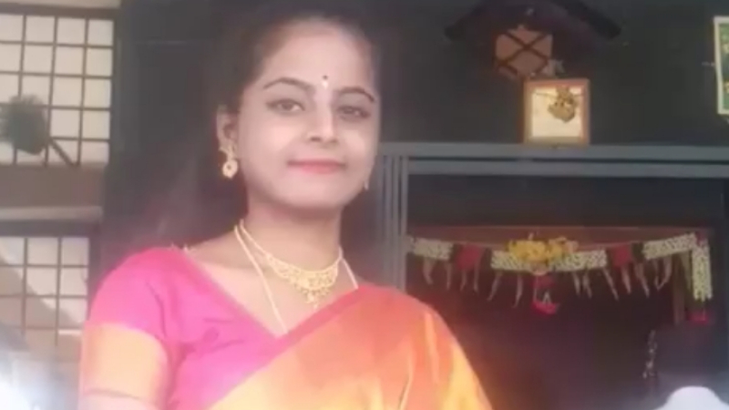 Nelamangala Housewife Suicide