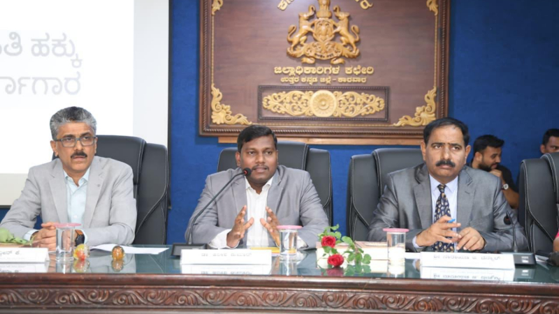 ಮಾಹಿತಿ ಹಕ್ಕು ಕಾಯ್ದೆಯಡಿ ಮಾಹಿತಿ ಒದಗಿಸುವುದು ಅಧಿಕಾರಿಗಳ ಕಡ್ಡಾಯ ಜವಾಬ್ದಾರಿ: ಡಾ.ಹರೀಶ್ ಕುಮಾರ್ 2 Right to Information