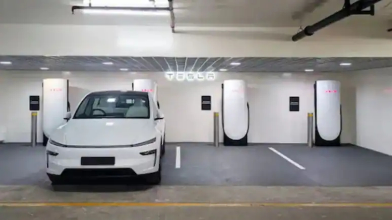 Tesla In Mall Charging Station