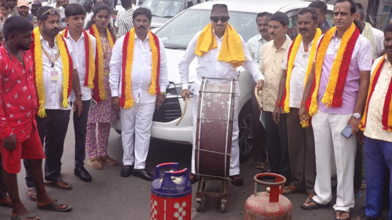 Vatal Nagaraj Tamate Protest