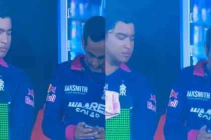 mobile phones are not allowed during matches in the Indian Premier League Rajasthan Royals were seen breaking the rule and using a mobile phone during the match