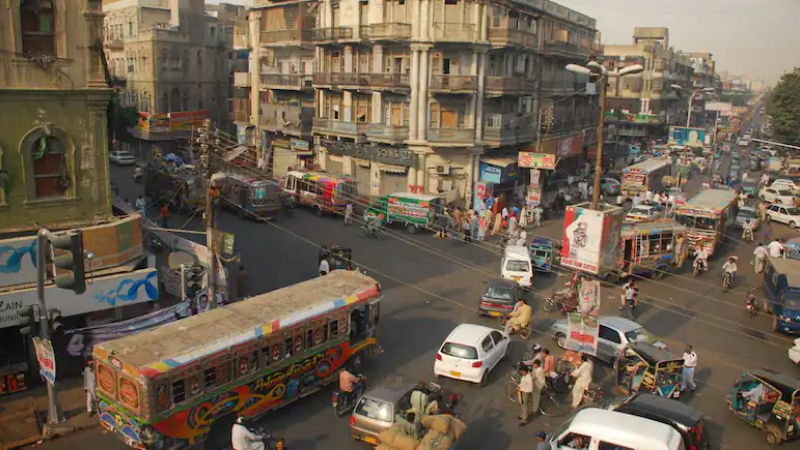 ಪಾಕ್ ಜನತೆಗೆ ಮತ್ತೊಂದು ಶಾಕ್ - ವಿದ್ಯುತ್ ದರ ದುಪ್ಪಟ್ಟು ಹೆಚ್ಚಳ 1 pakistan
