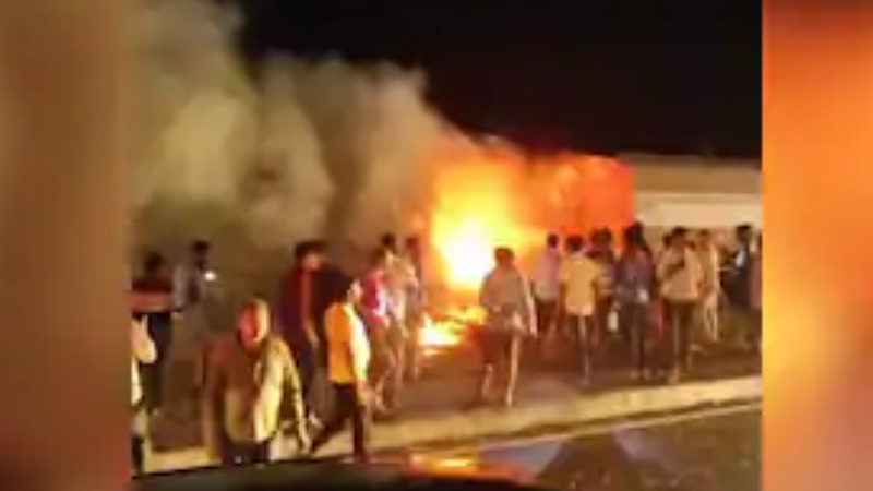 4 Dead 10 Injured As Bus Catches Fire After Tanker Collision In Gujarat