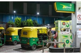 CNG gas auto india bunk